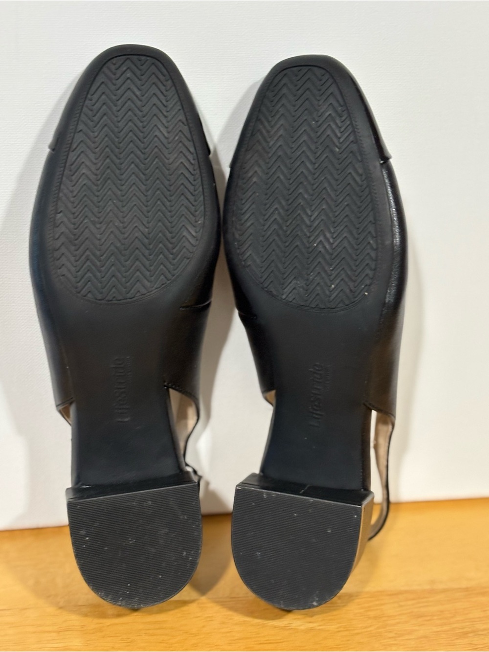 Life Stride Black Slingback Cap-Toe Low Heel Pumps - Picture 6 of 9